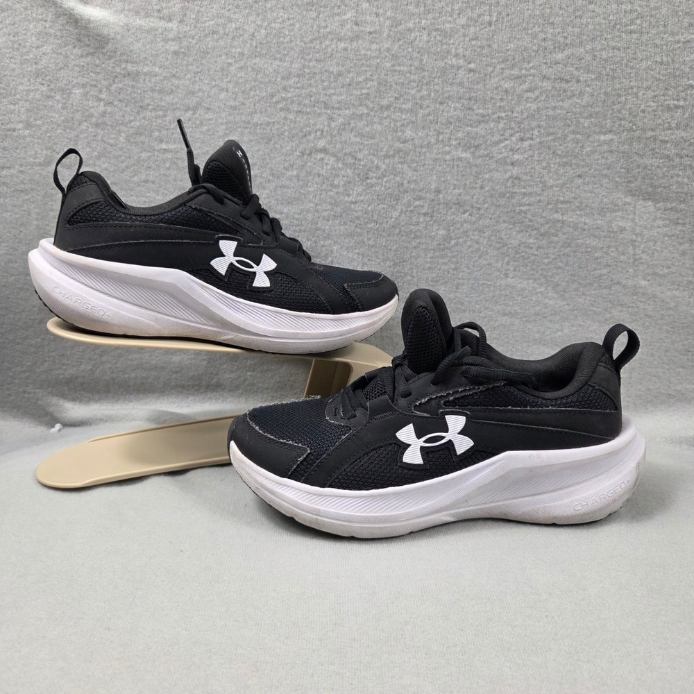 Under Armour Assert 9 Running Shoes Kids Size 4Y Black White Excellent Sneakers